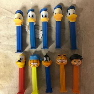 PEZ dispenser collectibles (10pcs)